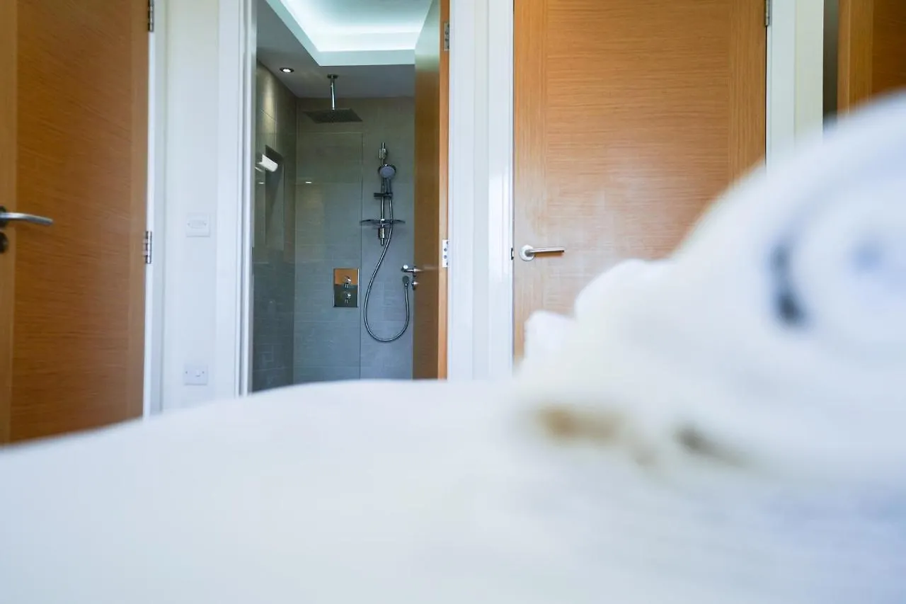 Holiday home Royal Stuart Lane - Townhouse By The Bay With Parking Villa Cardiff